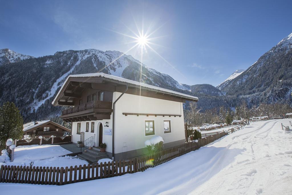 Landhaus Vier Jahreszeiten 克里姆尔 外观 照片